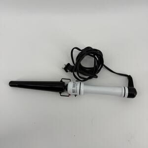 Hot Tools Pro Artist Nano Ceramic Tapered Curling Wand HTBW1852 120VAC 60HZ